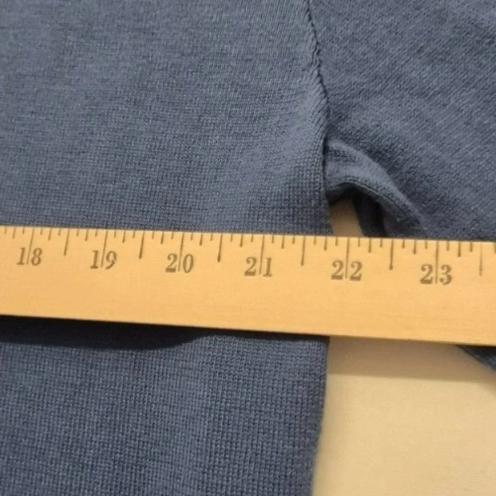Banana Republic Men's Blue‎ V-neck Long Sleeve pullover Sweater Size XL
